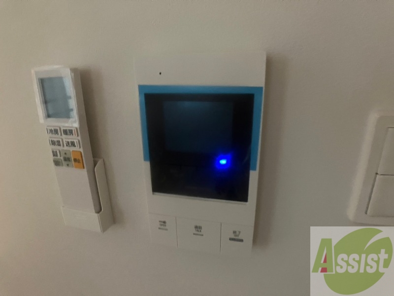 セキュリティ　ＴＶモニター付インターホンです。来客者の顔が見えるので安心！