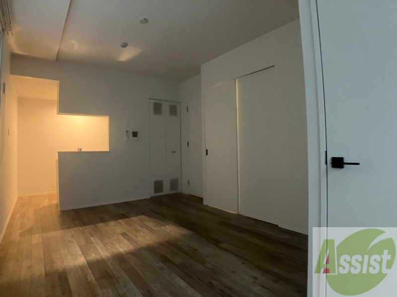 居室・リビング　広くてきれいなリビングです！快適に過ごせそうですね。