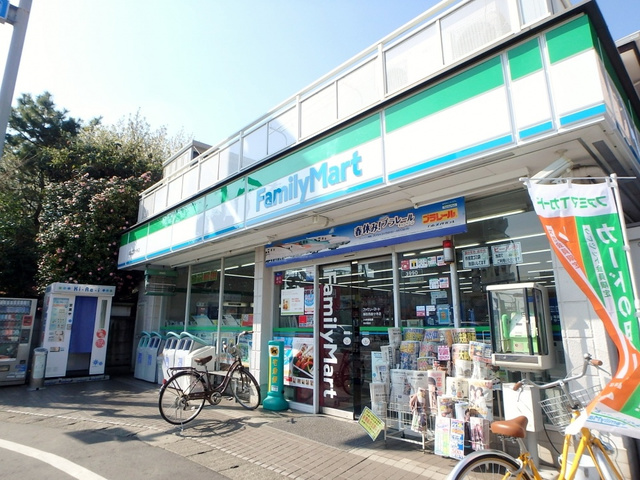 コンビニ　ファミリーマート海田西国分寺店（コンビニ）まで872m