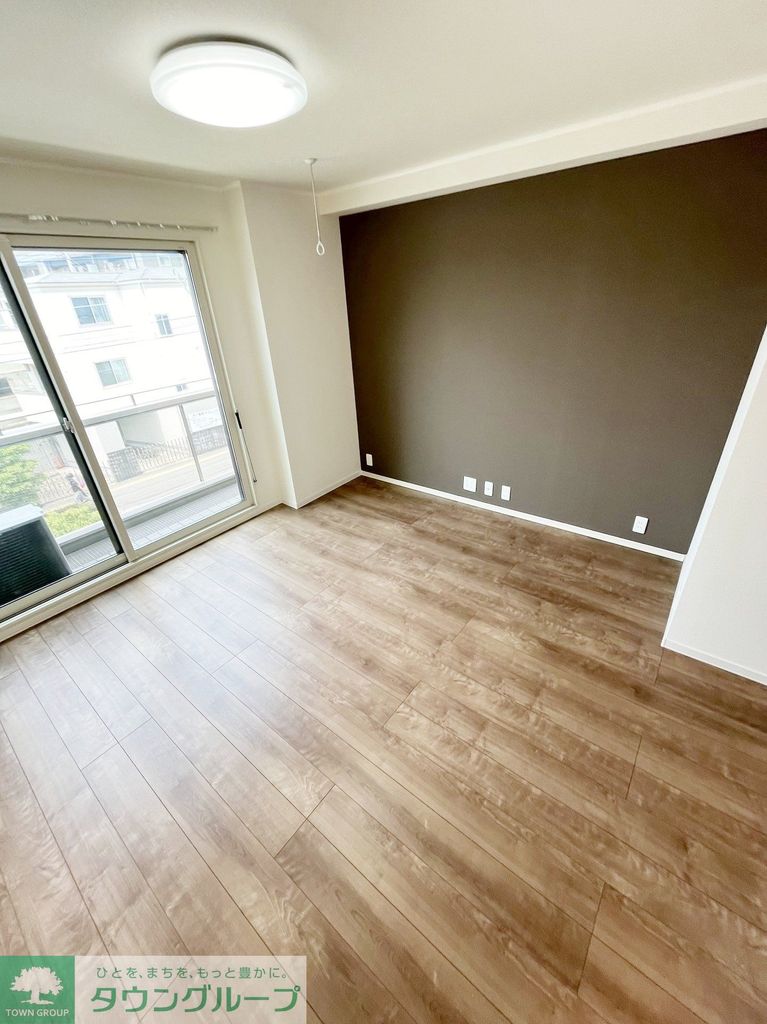 居室・リビング　※別部屋参考写真※