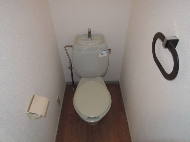 トイレ　ウォシュレット設置可能です。