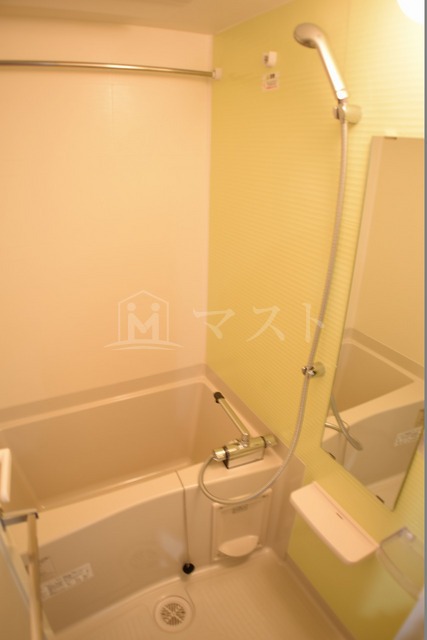 バス・シャワールーム　フロアーによってカラーが異なります。