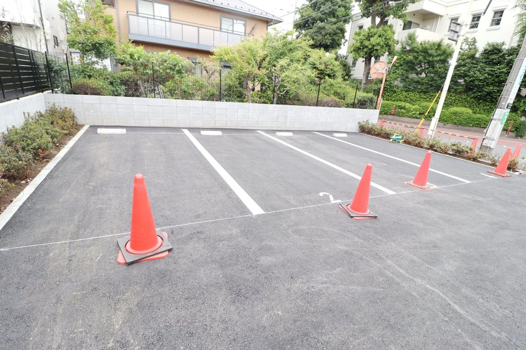 駐車場　駐車場