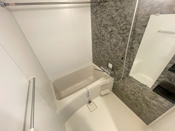 バス・シャワールーム　※別部屋の写真です