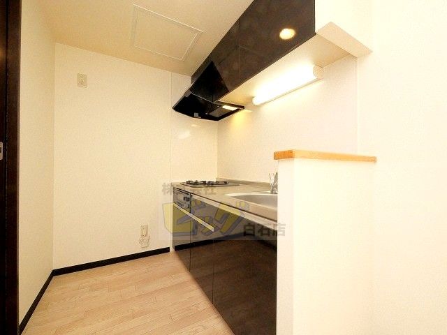 キッチン　人気で使用しやすい独立型システムキッチンです♪