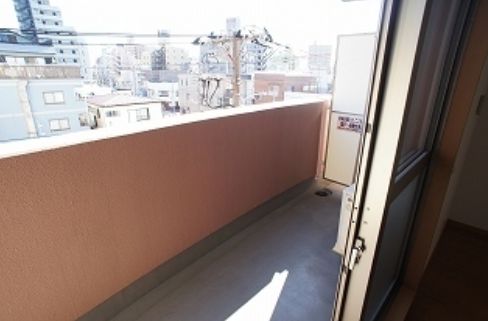 バルコニー　※別室参考写真