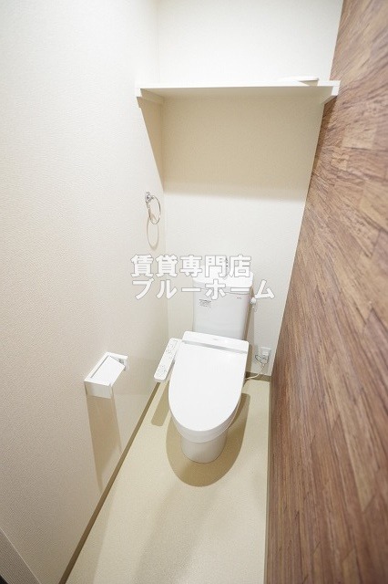 トイレ　ウォシュレット付き！