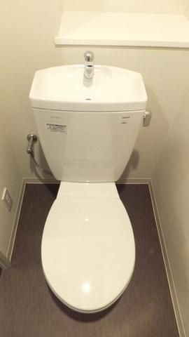 トイレ　写真は同タイプ住居です。