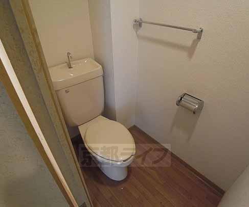 トイレ　綺麗な洋式トイレです。
