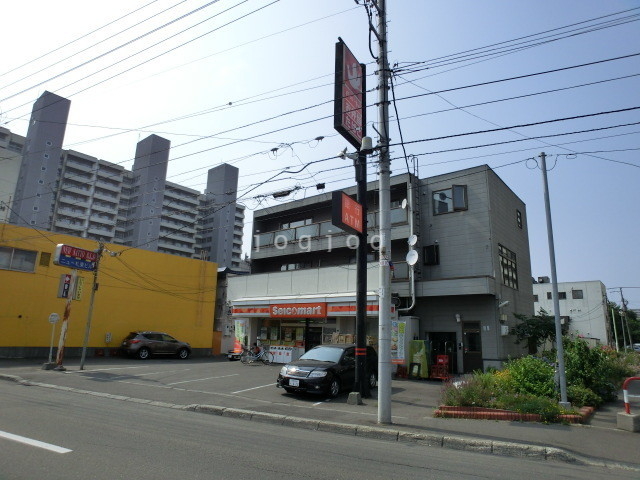 コンビニ　セイコーマートおしだ店（コンビニ）まで374m