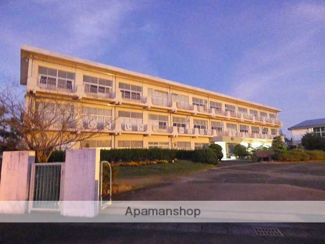 小学校　湖西市立白須賀小学校（小学校）まで184m