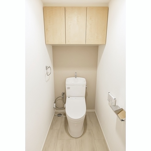 トイレ　※他のお部屋の参考写真※床の色など異なる場合もあります※