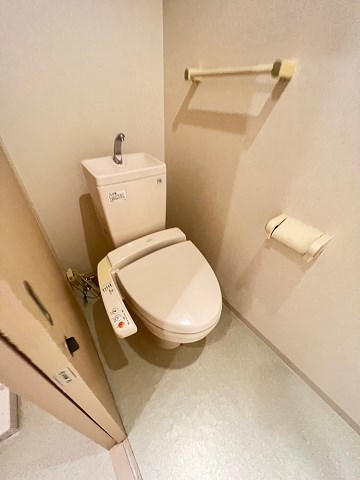 トイレ　コンパクトで使いやすいトイレです