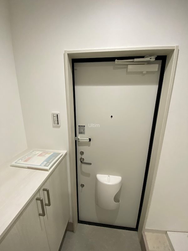 玄関　※別部屋の写真です。ご参考までに