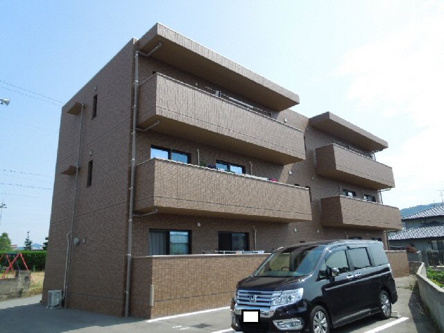 建物外観　完成写真