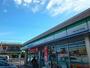 コンビニ　ファミリーマート　春日王子町店（コンビニ）まで650m