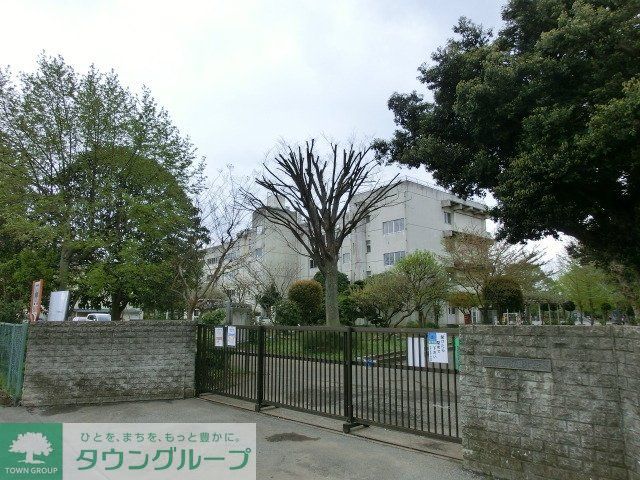 小学校　高田小学校（小学校）まで950m