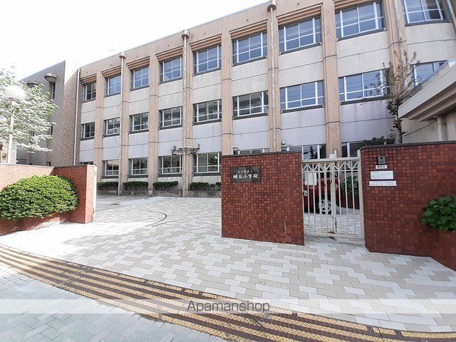 小学校　名古屋市立旭丘小学校（小学校）まで228m
