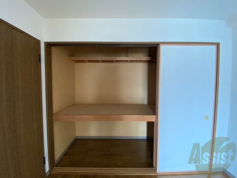 収納　収納もバッチリあるのでお部屋が片付きますよ！