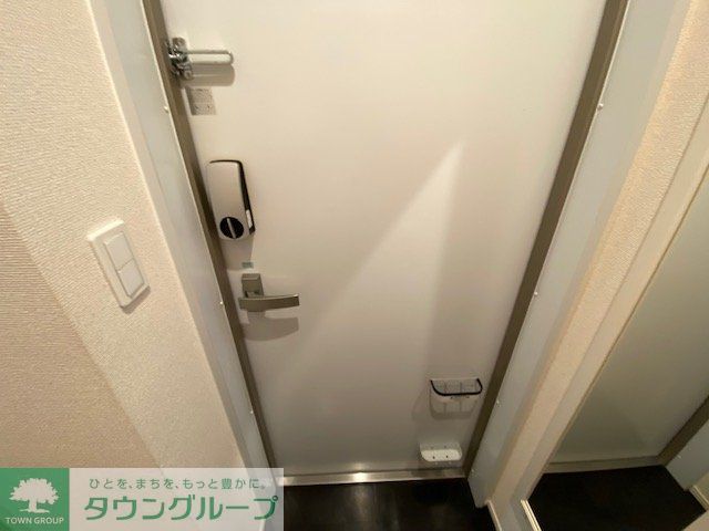 玄関　現況を優先