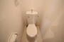 トイレ　※別号室の写真です