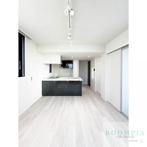 居室・リビング　※同タイプの別のお部屋です。