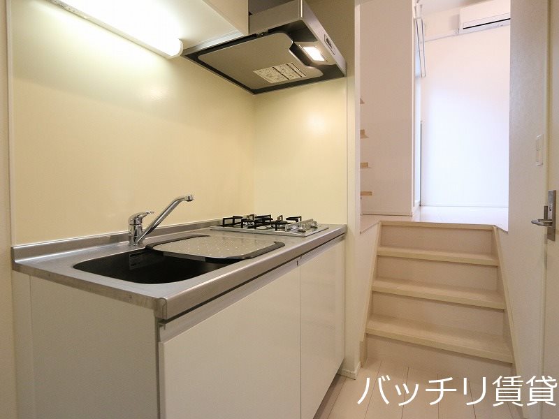 キッチン　同型タイプの為、現状を優先致します。