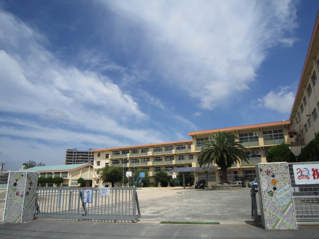 小学校　西門司小学校（小学校）まで450m