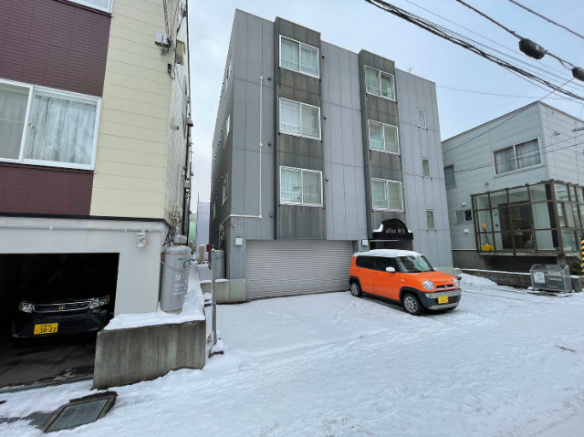建物外観　札幌市北区北三十八条西「ａｌｌｅｚ麻生」