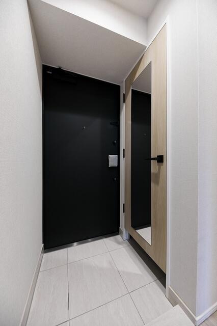 玄関　※写真は同タイプ住戸です。