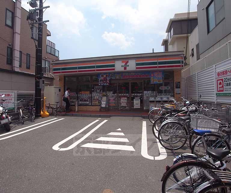 コンビニ　セブンイレブン京都JR円町駅前店（コンビニ）まで360m