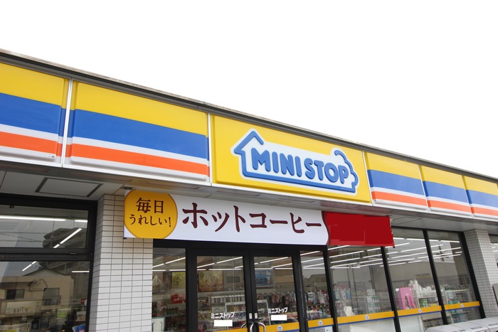 コンビニ　ミニストップ（コンビニ）まで540m
