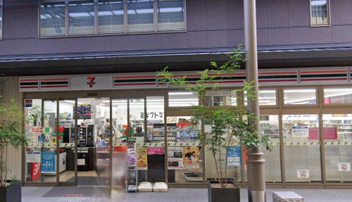 コンビニ　セブン-イレブン 京都寺町六角店（コンビニ）まで148m