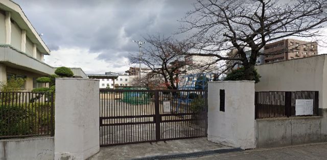 小学校　大阪市立塚本小学校（小学校）まで341m