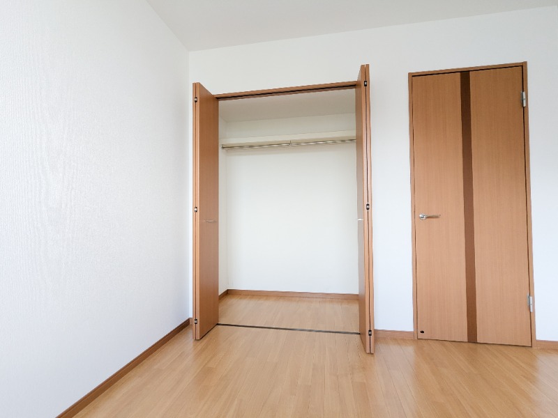 収納　図面と現状に相違がある場合には現状を優先