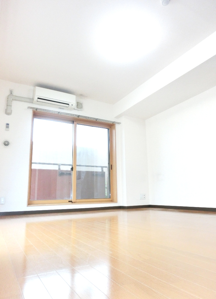 居室・リビング　※別部屋参考写真☆８.７帖の広々ワンルーム☆