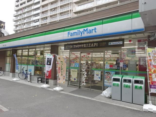 コンビニ　ファミリーマート東今里一丁目店（コンビニ）まで161m