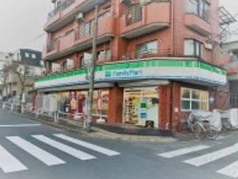 コンビニ　ファミリーマート 板橋四葉店（コンビニ）まで665m