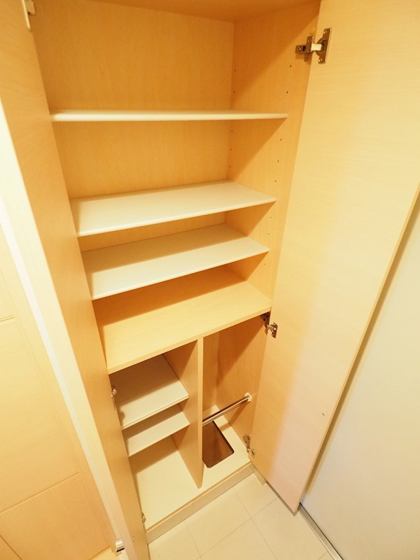 玄関　シューズＢＯＸ大容量。