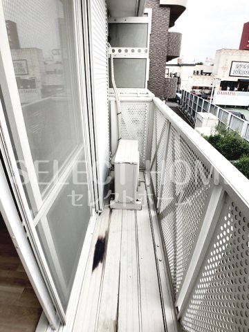 バルコニー　陽当たり良好なバルコニーです