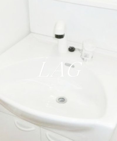 洗面設備　洗面台です。
