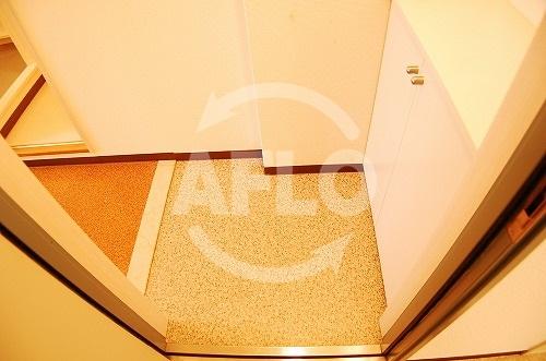 玄関　アビテ北御堂　玄関