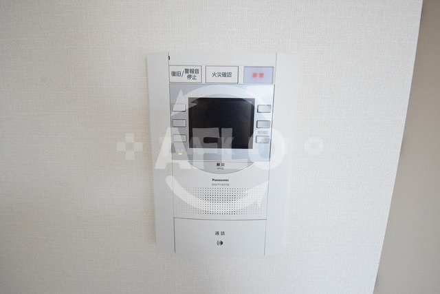 セキュリティ　プレサンス福島レシェンテ　モニター付きインターホン