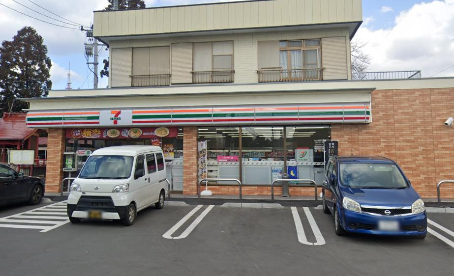コンビニ　セブンイレブン 仙台八木山神社店（コンビニ）まで722m
