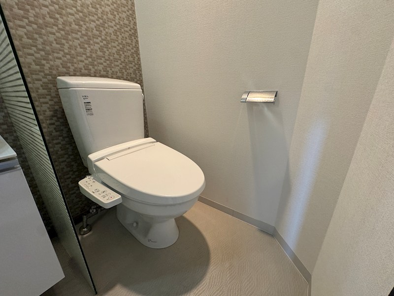 S-RESIDENCE神戸磯上通のトイレ写真