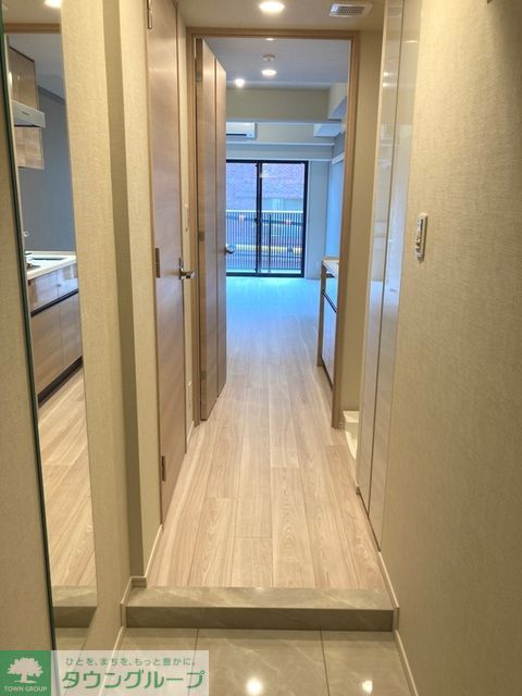玄関　※写真は同タイプ住戸です。