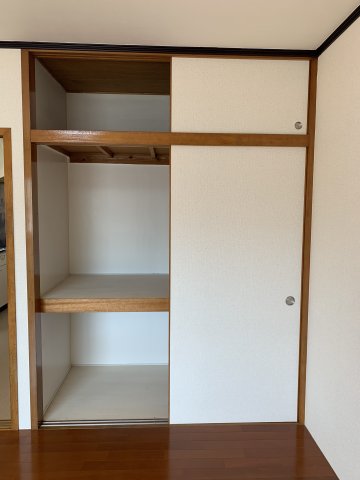 収納　他のお部屋の参考写真となります。