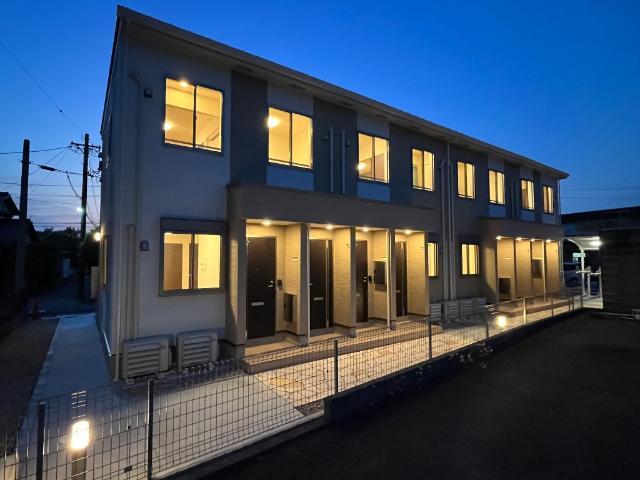 建物外観　外観写真（夜）