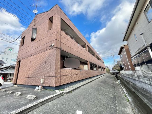 建物外観　外観写真（昼）