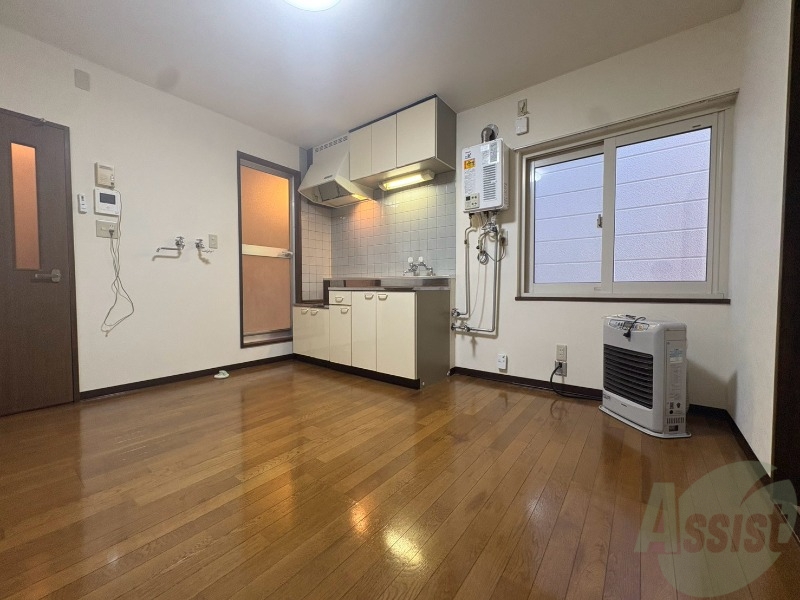居室・リビング　広くてキレイなお部屋が広がっていて、充実した生活が送れそう。